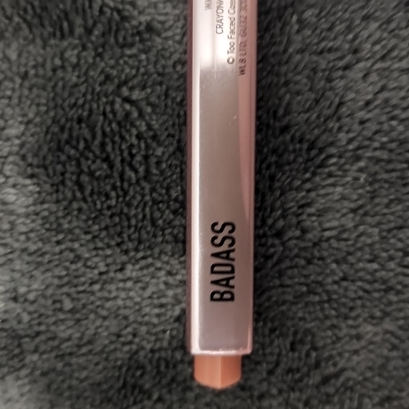 Too Faced Lady Bold Pigment Lipstick &  Liner Set - Comeback Queen & Badass - Picture 6 of 8